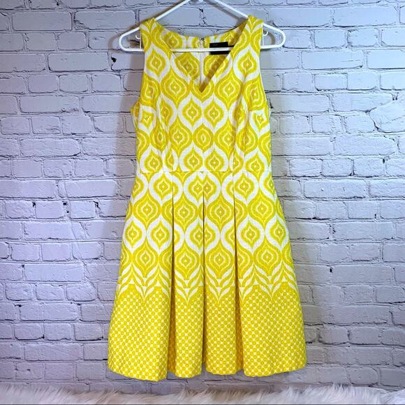 Just Taylor Yellow & White Fit & Flare Ogee Dress Size 8 P0309 - Picture 1 of 7
